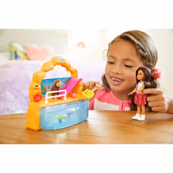 Barbie Club Chelsea and Aquarium Playset Poupée mannequin Multicolore - Vue supplémentaire 2