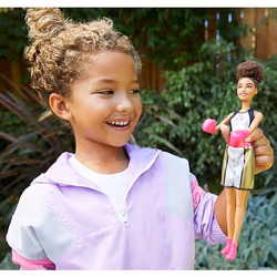 Barbie GJL64 poupée