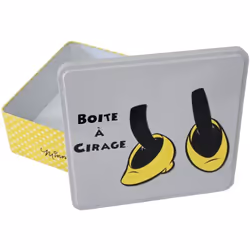 Boite à cirage Minnie Grise et jaune En métal Dimensions : Largeur 23 cm x Profondeur 21.5 cm x Hauteur 8.5 cm cette boîte vo ...