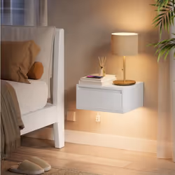 【TABLES DE NUIT SUSPENDUES, HAUTES COMMODITÉS】 Différentes des tables de nuit sur pied, ces tables de nuit suspendues peuvent ...