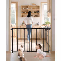 Une barrière fiable pour une tranquillité d'esprit L'espacement étroit des barreaux de 5,6 cm empêche les bébés de rester coi ...