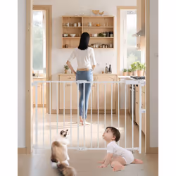 Une barrière fiable pour une tranquillité d'esprit L'espacement étroit des barreaux de 5,6 cm empêche les bébés de se coincer ...