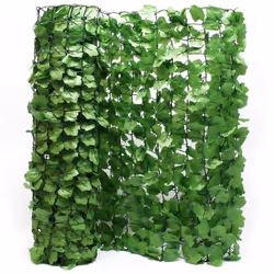 Grâce à cette clôture pare-vue, vous pouvez protéger votre terrasse, votre jardin ou balcon des regards curieux. L’installati ...