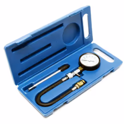 Ce testeur de compression en 3 pièces convient à une grande variété de moteurs à essence et comprend tous les composants dont ...