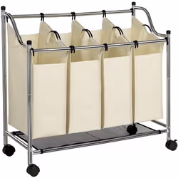 Triez les vêtements de couleurs et de blancs dans les 4 sacs de 35L pour gagner du temps les jours de lessive. Cela vous perm ...
