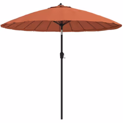 Ce parasol d'extérieur est parfait pour créer de l'ombre et vous protéger des rayons UV nocifs. Fabriquée en polyester anti-U ...