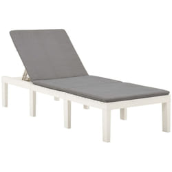 Helloshop26 - Transat chaise longue bain de soleil lit de jardin terrasse meuble d'extérieur avec coussin plastique blanc