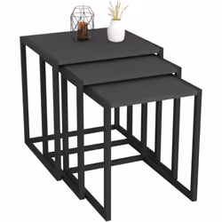 Set de 3 tables gigognes Un ensemble polyvalent pour votre maison, ces meubles stylés s'intègrent facilement dans un salon ou ...