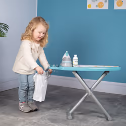 Smoby TABLE A REPASSER + CENTRALE VAPEUR - Vue supplémentaire 5