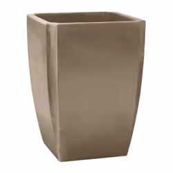 La gamme Palméa, composée de deux jardinières – une grande jardinière carrée et une jardinière – apporte style et design à vo ...
