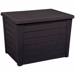 Cette malle de rangement pour extérieur, est en plastique. 2 coloris différents. Aspect bois. Equipée d'une sécurité anti-éto ...