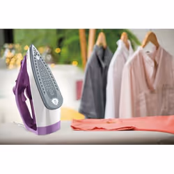 Tefal FV2836 Fer à repasser à sec ou à vapeur Semelle en céramique 2400 W Violet, Blanc