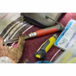 Opinel N°08 Pointe centrale Couteau suisse