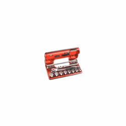 Taille d'entraînement = 3/8" Type de kit = Jeu de douilles et de cliquets Type d'entraînement = Carré Nombre de pièces = 18 T ...