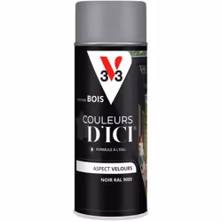 Idéal pour décorer du mobilier, des barreaux et des objets, le format aérosol de la peinture bois COULEURS D'ICI ® offre une  ...