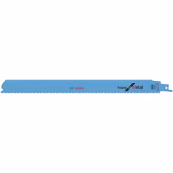 La lame de scie sabre S 1226 CHF Heavy for Metal de la marque Bosch offre des découpes nettes, précises et rapides dans le mé ...