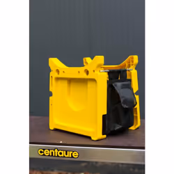 La tablette porte-outils Tools Up est compatible avec tous les échafaudages avec un garde-corps avec une largeur comprise ent ...