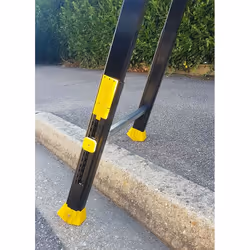Description générale Le Kit de rattrapage de niveau pour escabeau MP est un accessoire essentiel pour travailler en toute séc ...