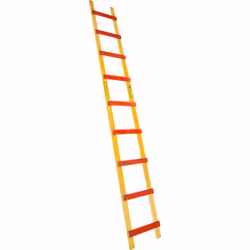 Confort d’utilisation : Barreaux plats arrondis (48 x 22m) striés antidérapants en bois résineux. Profils biseautés en partie ...