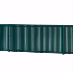 Description générale Kit lamelles brise-vue conçu pour équiper un panneau de largeur 2,50 m. Coloris vert RAL 6005 et hauteur ...