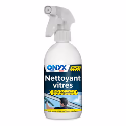 Nettoyant vitre liquide. Dégraisse et fait briller les vitres, pare-brises, miroirs et surfaces modernes. Prêt à l’emploi. Co ...