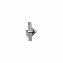 Compatibilité : Pour mâts Ø25 à 50Divers : Orientable de 0 à 90°Matière : Zinc bleuPoids (g) : 0.46Type : Fixation de poutre ...
