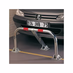 Barrière de parking 3 pieds rabattable standard Dimension montée : 97 x 44 x HT 43 cm Tube Ø 50/2 mm zingué Embase forte + ba ...