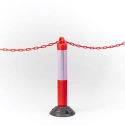 Poteau de signalisation sur base flexible avec anneau passe chaîne Mottez M018S80