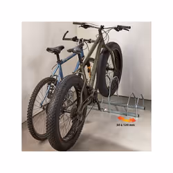 Râtelier 3 vélos sur 2 niveaux "Fat Bike" Dimension : 98 x 33 x HT 44 cm Permet de ranger des vélos avec pneu de 4,8 pouces d ...