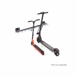 Support range 9 trottinettes mural Ce support range trottinettes permet de ranger jusqu’à 9 trottinettes ! Des emplacements s ...