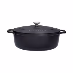 Cocotte ovale en fonte émaillée Chasseur PUC472701 est indispensable pour réussir tous vos plats mijotés tout en conservant m ...