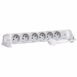 C2G 80820, 3 m, Intérieure, Gris, Blanc, 6 sortie(s) CA, 230 V, 16 A