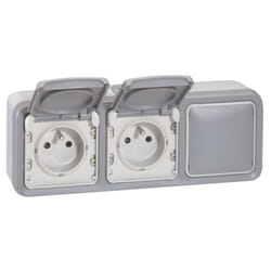 LEGRAND Prises de courant 2x2P+T avec obturateurs horizontaux Plexo gris