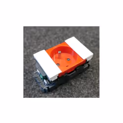 Mécanisme prise de courant 2P+T 16A 230V surface rouge à détrompage Soluclip à clippage direct sur goulotte Mosaic LEGRAND PR ...