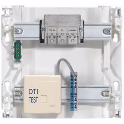 Le dispositif de terminaison intérieur (DTI) - Format prise RJ45 de Legrand sert de point de test de la ligne téléphonique pu ...