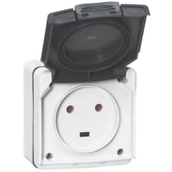 LEGRAND Prise de courant 2P+T 20A étanche IP55 Plexo gris
