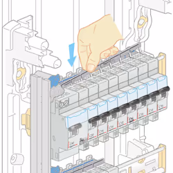 Le peigne d’alimentation horizontale pour uni et uni+neutre 13 modules de Legrand est un peigne d’alimentation universel pour ...