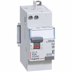 L’interrupteur différentiel bipolaire - 2P - type A 30mA arrivée/départ haut auto 40A de Legrand est conçu pour être installé ...