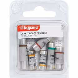 Les cartouches fusibles Legrand pour appareils électroniques, de dimensions 5x20mm et d’intensité 4A, sont des cartouches cyl ...