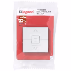 Le poussoir pour commande centralisée volets roulants Mosaic 2 modules en blanc est une solution pratique et esthétique pour  ...