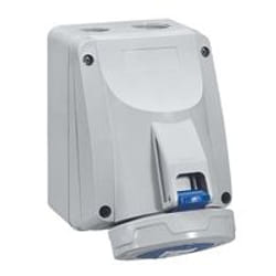 Prise saillie fixe P17 plastique IP67/67 IK09 2P+T 16A 200V~ à 250V~ - avec fermeture sans outil, livrée non verrouillée