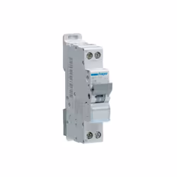 Disjoncteur 1P+N 6-10kA courbe C 16A 1 module HAGER NFT716 Le disjoncteur Hager NFT716 d'une capacité de 16 ampères est conçu ...