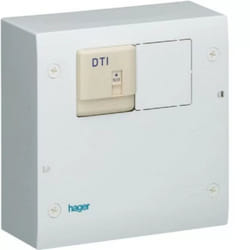 Hager - TN405 - Coffret de communication semi-équipé 4xRJ45 Grade 2TV
