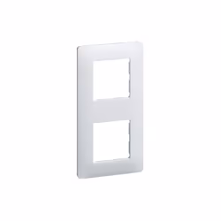 Description générale La plaque 2 postes réversible entraxe 71mm de la gamme Essensya, couleur blanc, est conçue pour un monta ...