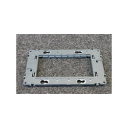 Hager - Support de fixation 4 modules entraxe 57mm pour mécanisme d'appareillage mural série Gallery