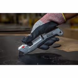Stanley FMHT10367-0 couteau à lame rétractable Noir, Gris, Rouge