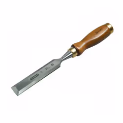 Ciseau de sculpteur. Manche en bois dur protégé par un vernis incolore et renforcé par 2 viroles en acier nickelé. Lame en ac ...