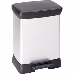 Cette poubelle à pédale Deco de la marque Curver est un produit au design unique parmi les poubelles. Elle possède un seau in ...