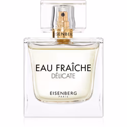 Imaginez un paysage enchanteur, le murmure des cascades bleues et une brise délicate. Voilà l’image que reflète l’eau de parf ...