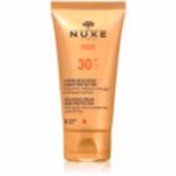 Avec l'arrivée de l'été, ne tardez pas à choisir une protection solaire fiable, même pour la peau du visage qui nécessite une ...